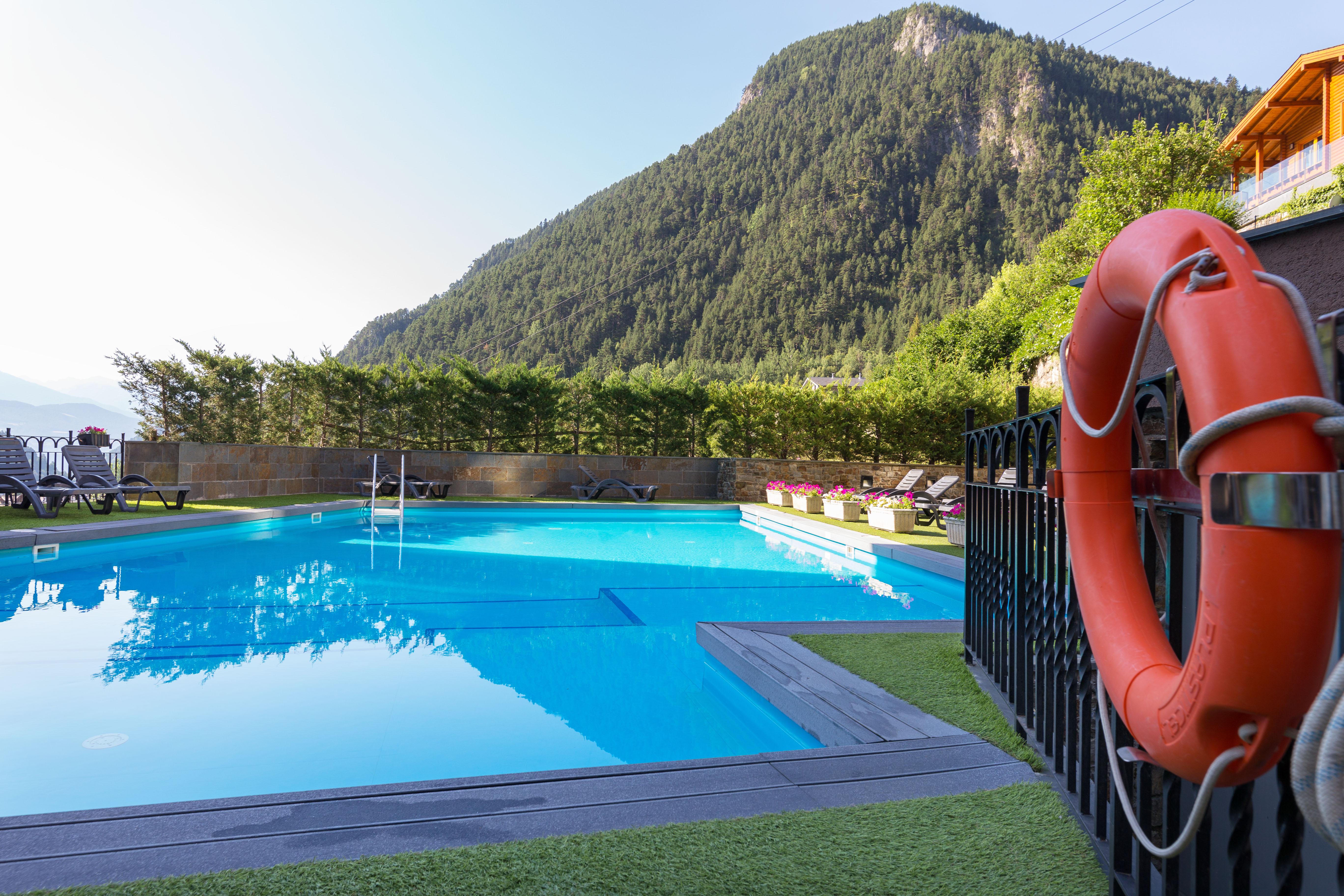 Hotel Princesa Parc Excellence Arinsal Exteriér fotografie The swimming pool at the hotel