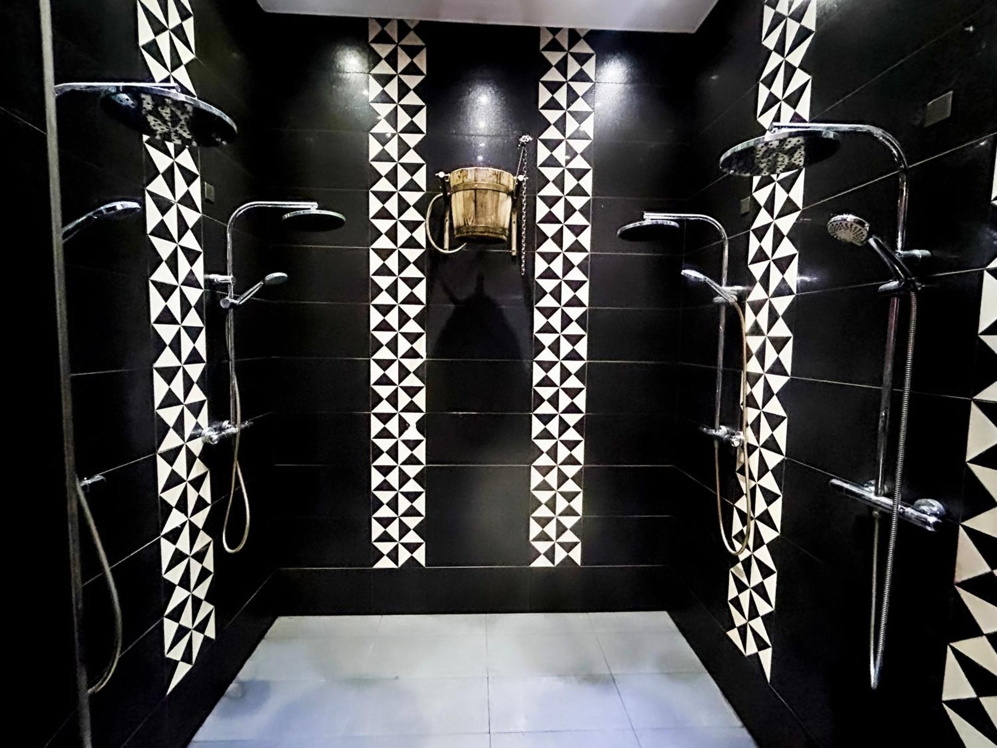 Hotel Princesa Parc Excellence Arinsal Exteriér fotografie Shower