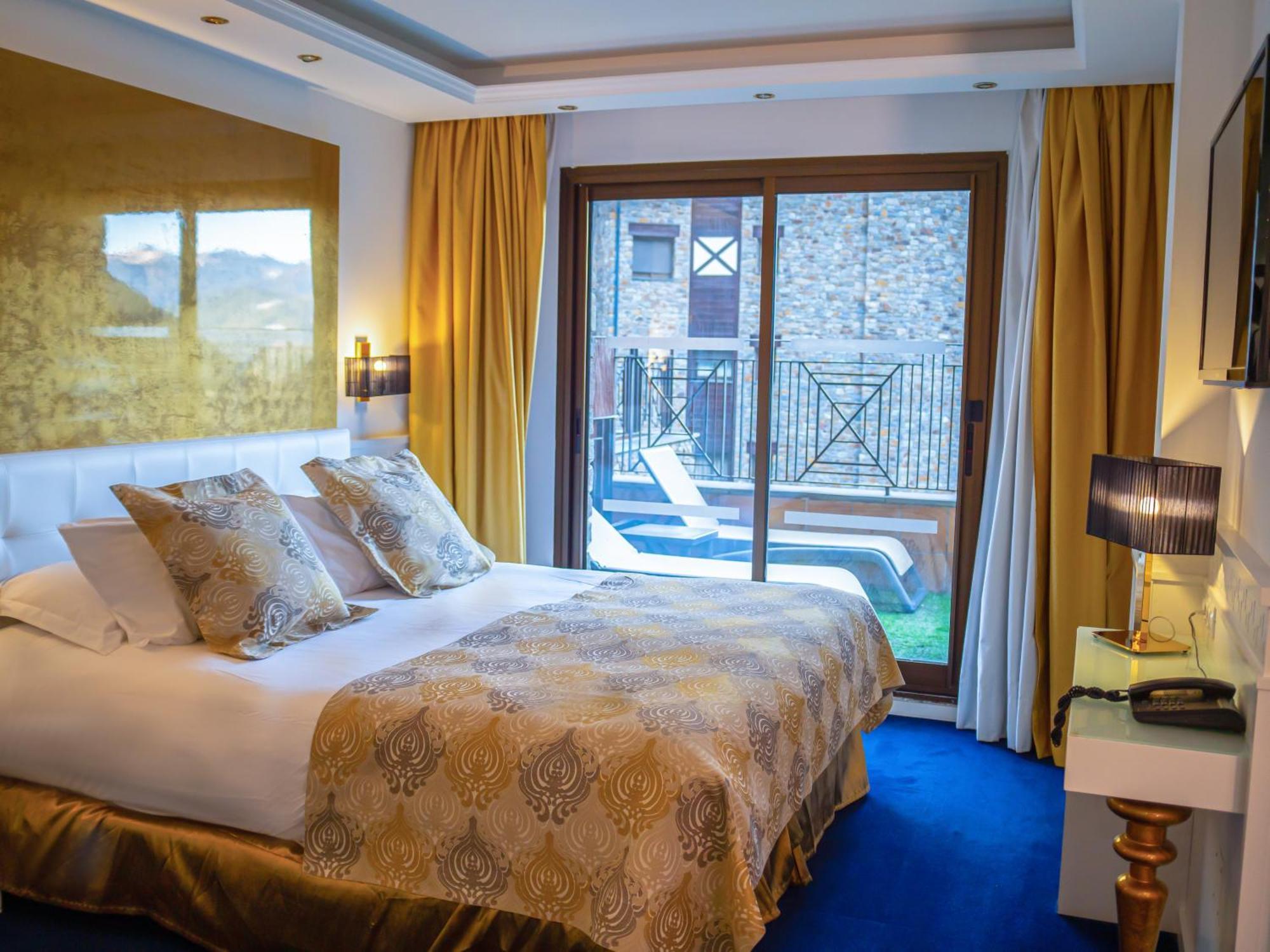 Hotel Princesa Parc Excellence Arinsal Exteriér fotografie A room at the hotel